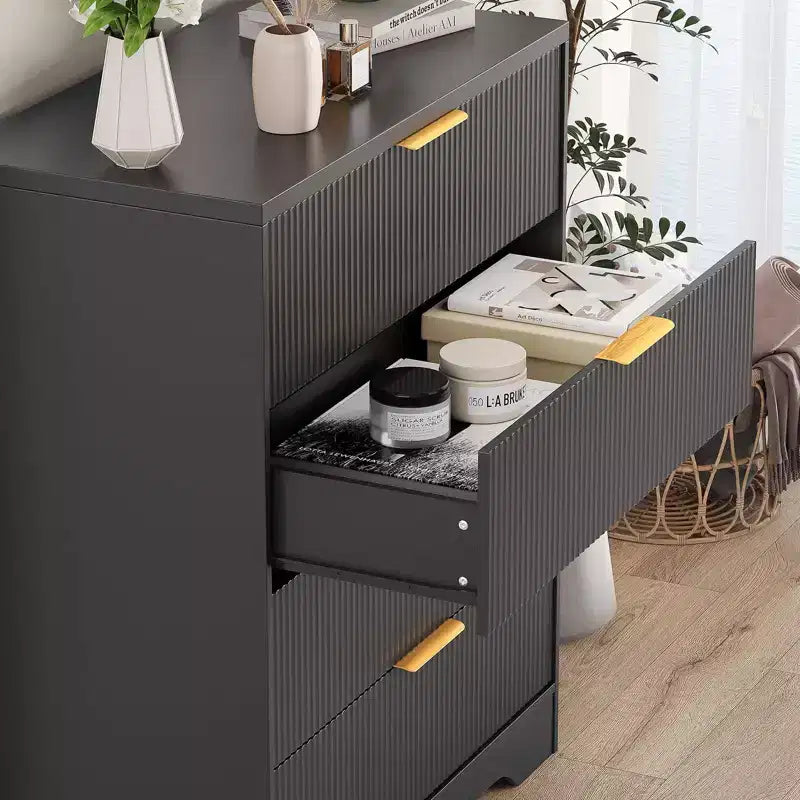 Modern 4-Drawer Dresser